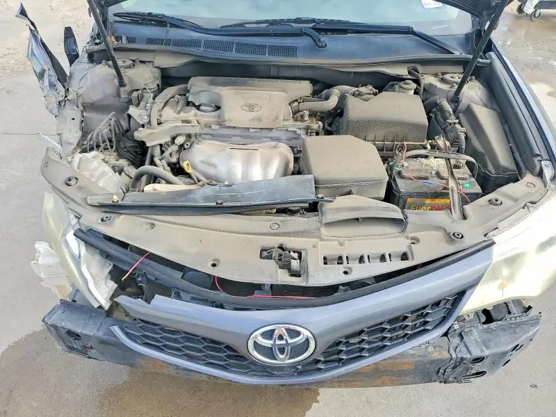 2014 TOYOTA CAMRY   
