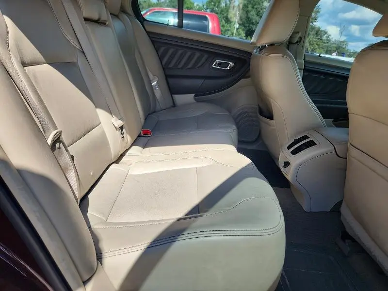 2011 FORD TAURUS SEL  