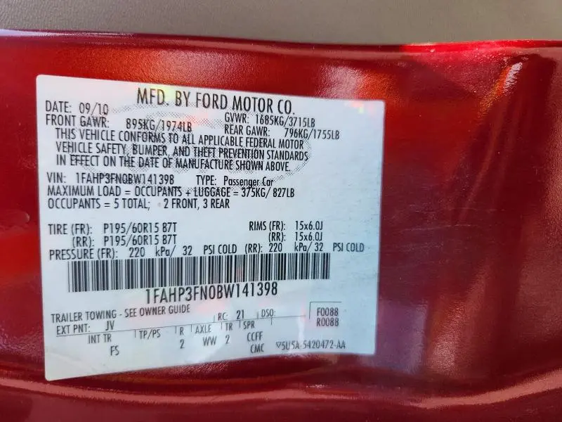 2011 FORD FOCUS SE  