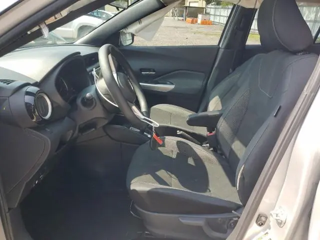 2019 NISSAN KICKS S  