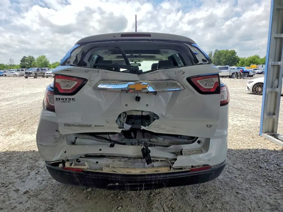 2017 CHEVROLET TRAVERSE LT  