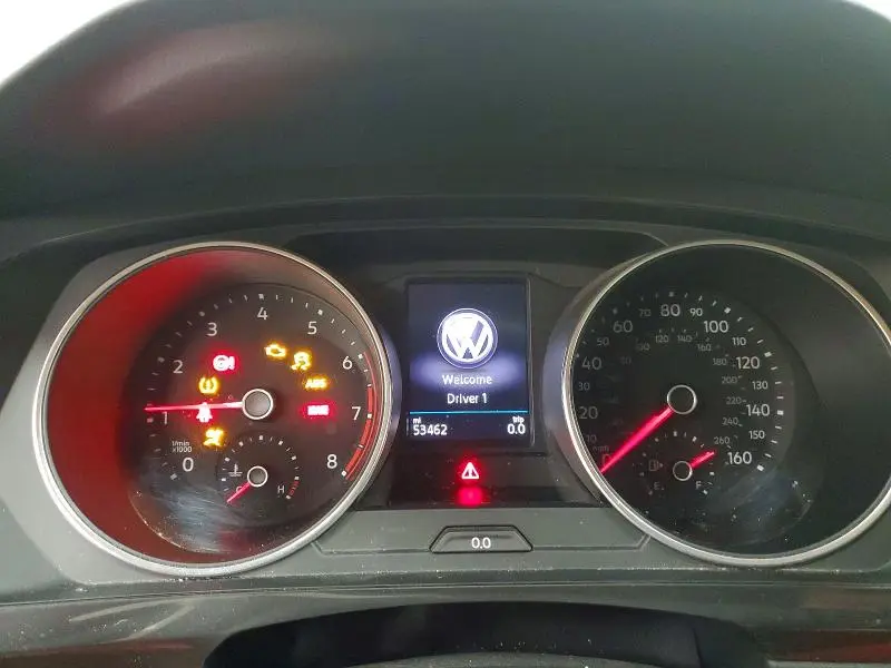 2018 VOLKSWAGEN TIGUAN SE  