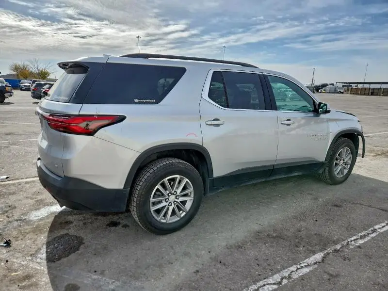 2022 CHEVROLET TRAVERSE LT  