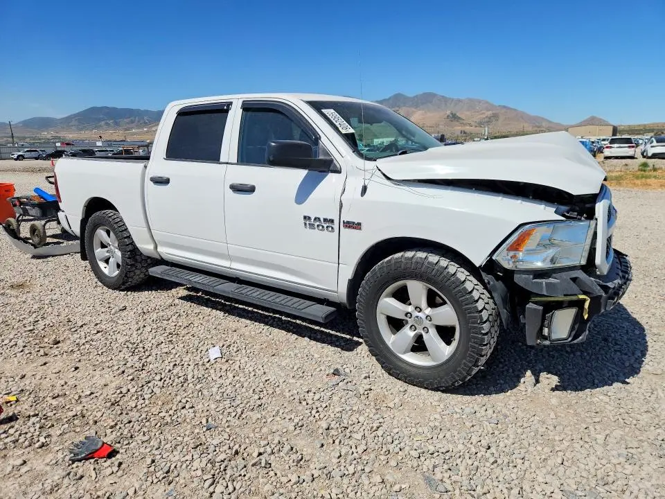 2014 RAM 1500 ST  