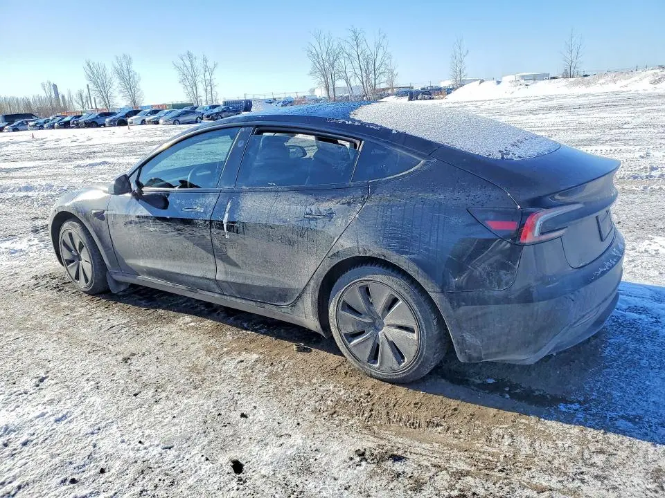 2024 TESLA MODEL 3   
