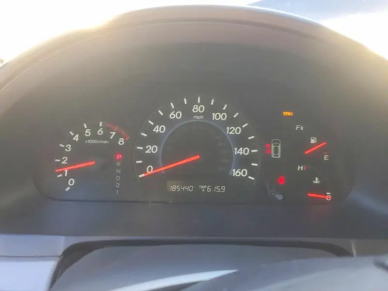 2010 HONDA ODYSSEY LX  