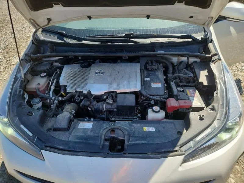 2019 TOYOTA PRIUS LE  