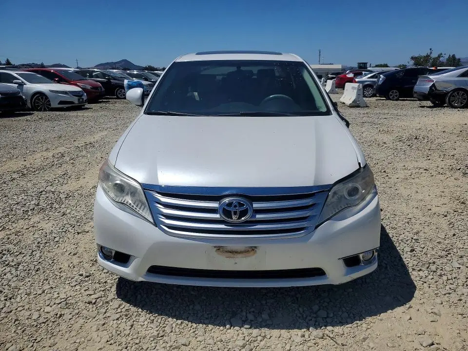 2011 TOYOTA AVALON BASE  