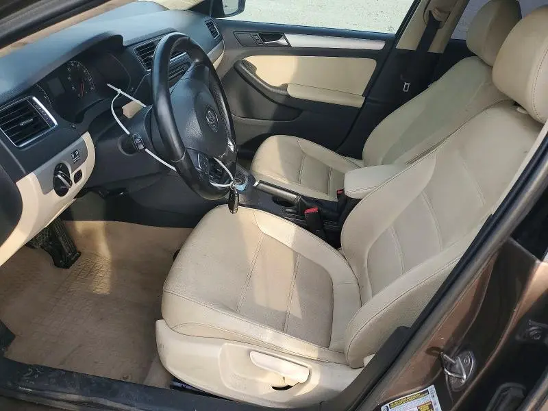 2011 VOLKSWAGEN JETTA TDI  