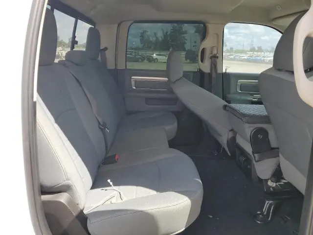2019 RAM 1500 CLASSIC SLT  