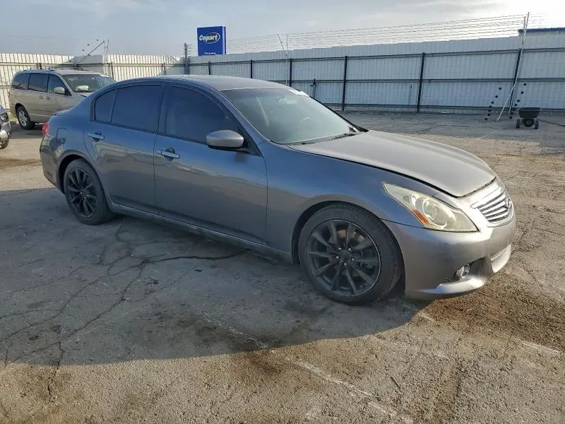 2013 INFINITI G37 BASE  