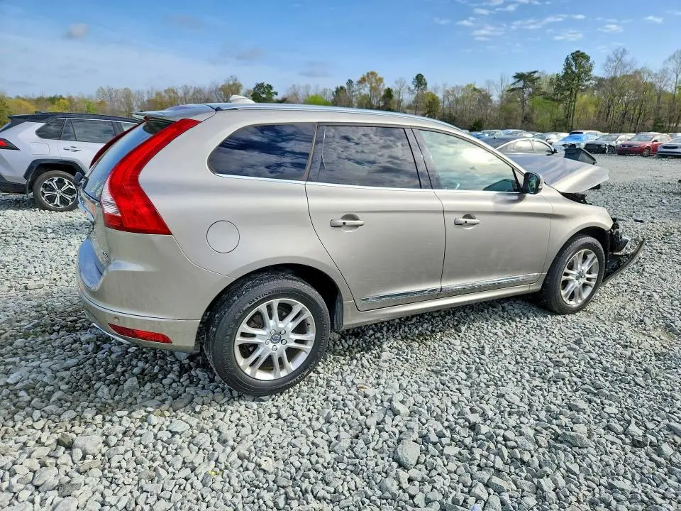 2016 VOLVO XC60 T5 PREMIER  