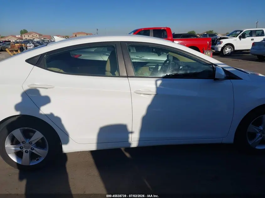 2013 HYUNDAI ELANTRA GLS