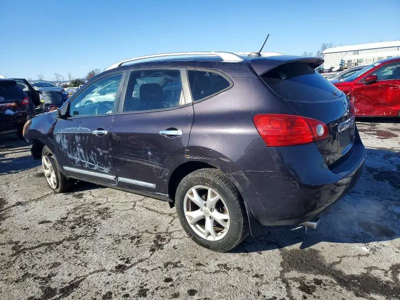 2011 NISSAN ROGUE S  