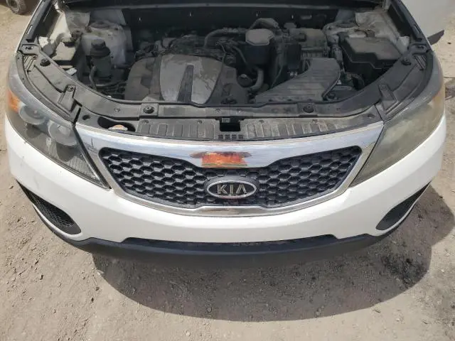2013 KIA SORENTO LX  