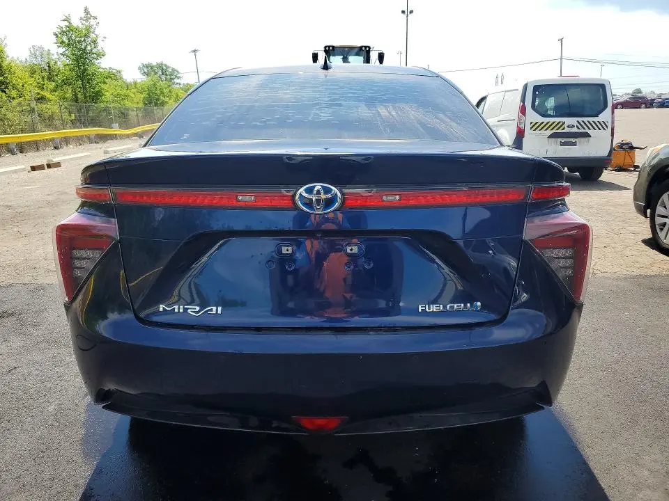 2018 TOYOTA MIRAI BASE  