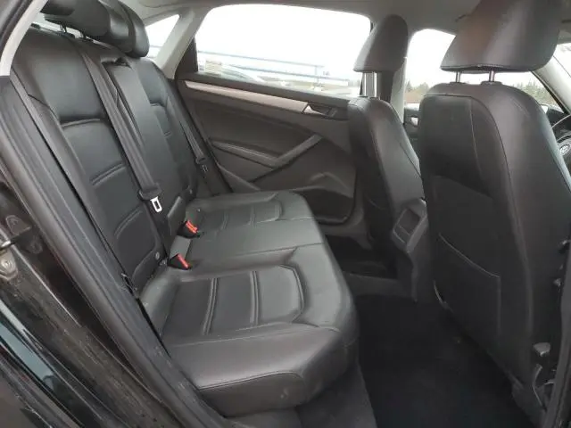 2014 VOLKSWAGEN PASSAT S  