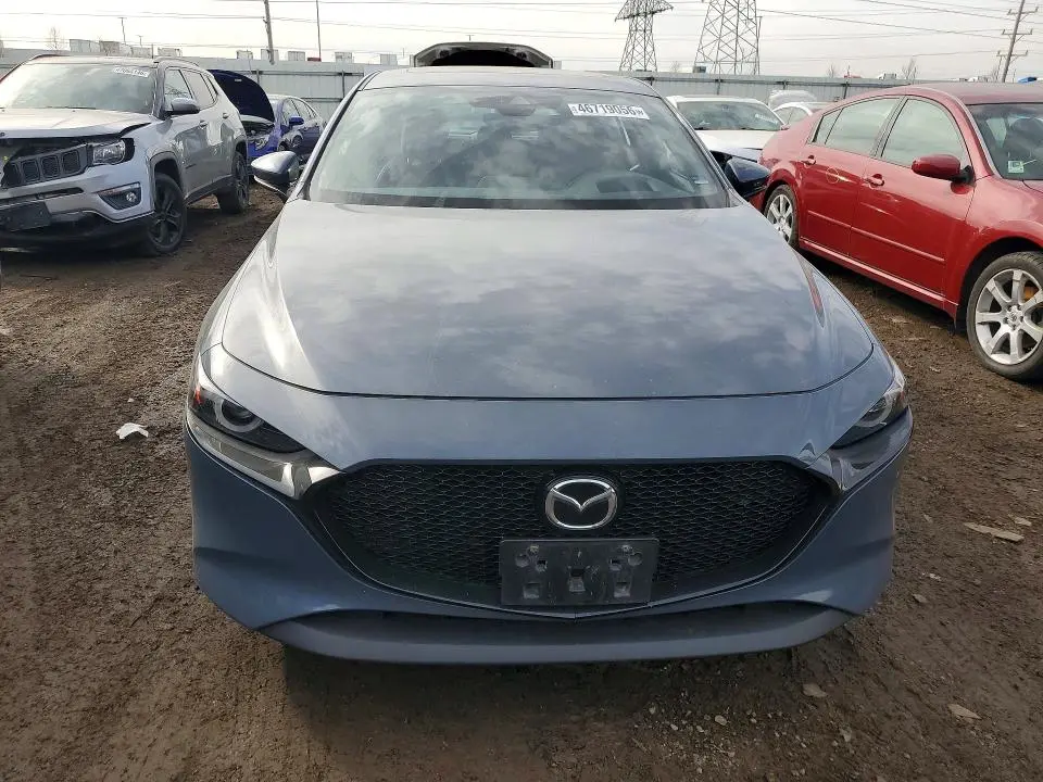 2021 MAZDA 3 PREMIUM  