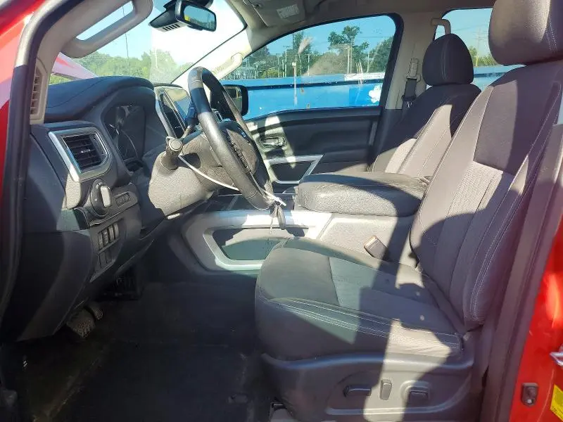 2021 NISSAN TITAN SV  