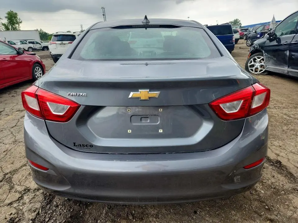2018 CHEVROLET CRUZE LT  