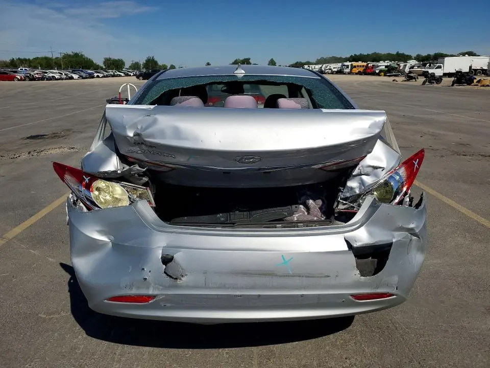 2012 HYUNDAI SONATA GLS  