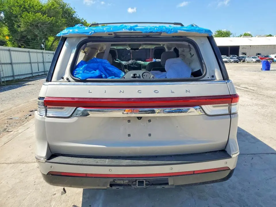 2024 LINCOLN NAVIGATOR   