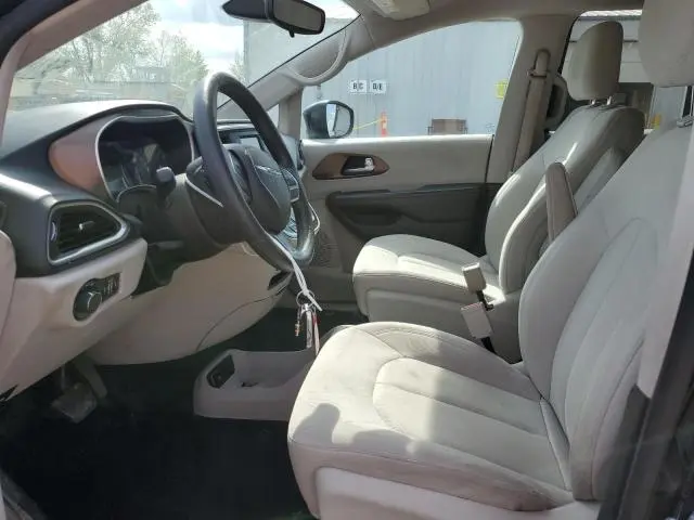 2017 CHRYSLER PACIFICA LX  