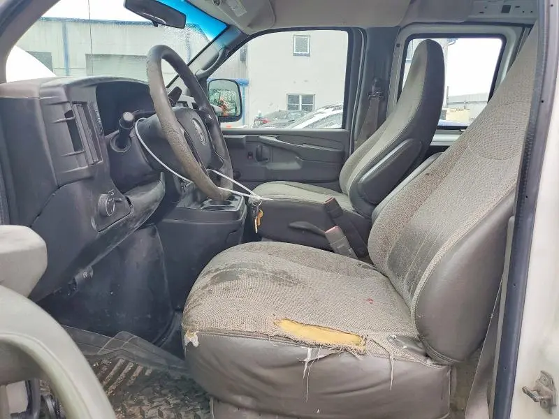 2011 GMC SAVANA G3500  