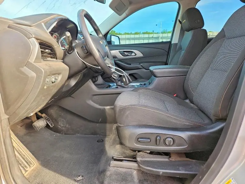 2021 CHEVROLET TRAVERSE LT  