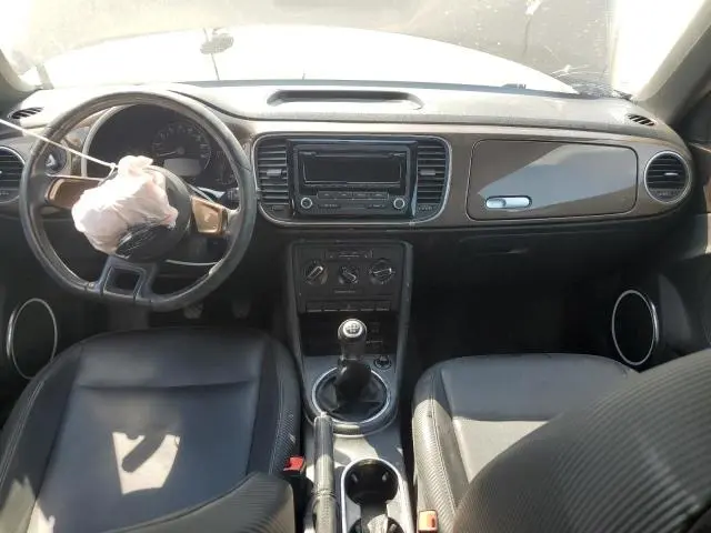 2012 VOLKSWAGEN BEETLE   