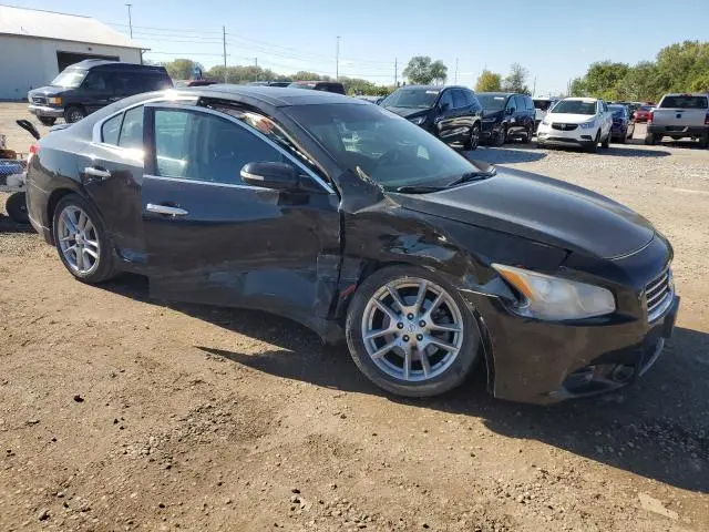 2010 NISSAN MAXIMA S  
