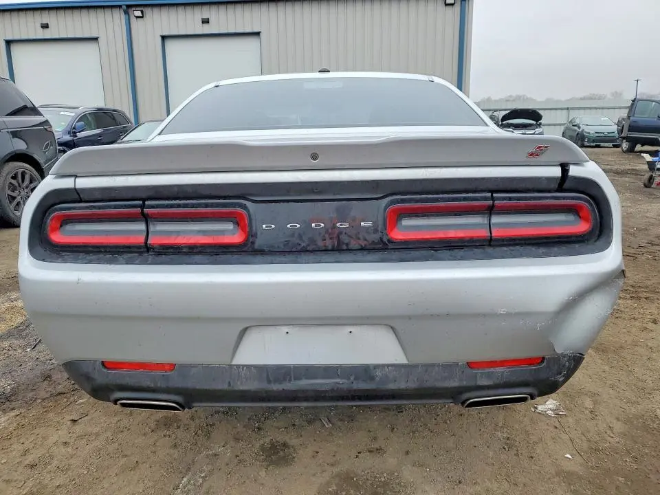 2022 DODGE CHALLENGER SXT  