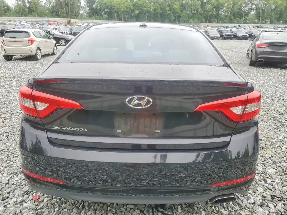 2015 HYUNDAI SONATA SE  