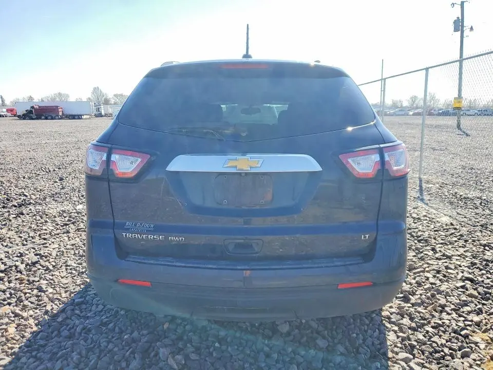 2017 CHEVROLET TRAVERSE LT  