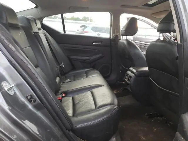 2019 NISSAN ALTIMA SL  