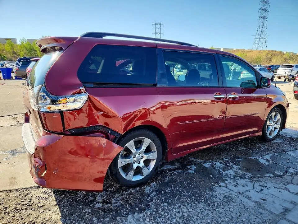 2013 TOYOTA SIENNA SPORT  