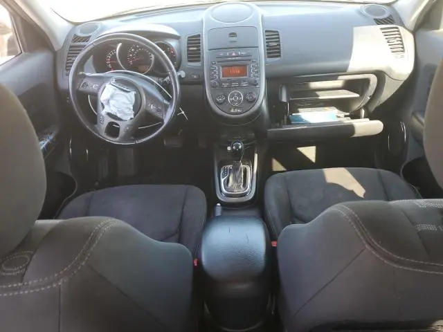 2013 KIA SOUL +  