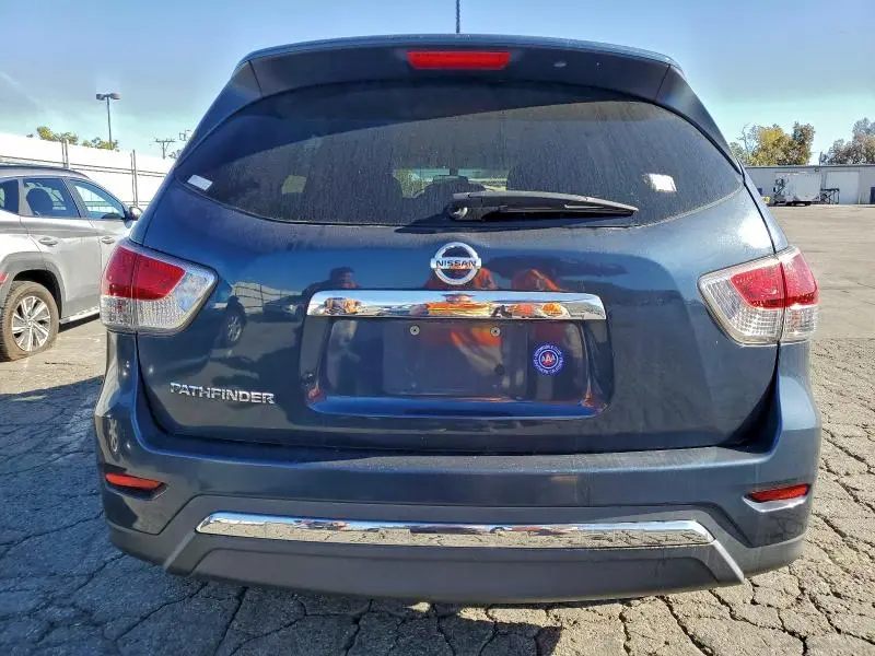 2016 NISSAN PATHFINDER S  