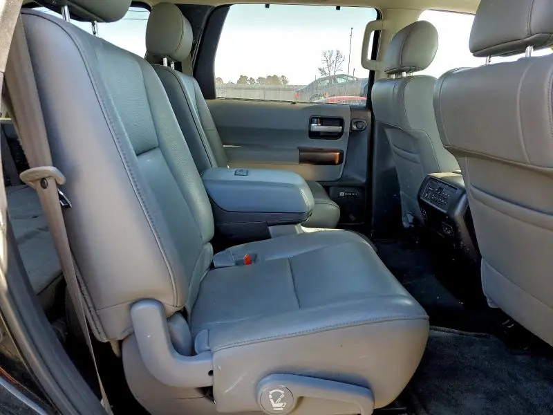 2014 TOYOTA SEQUOIA PLATINUM  