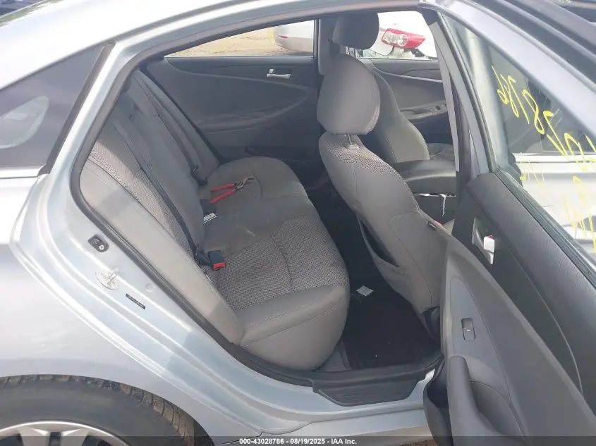 2012 HYUNDAI SONATA GLS