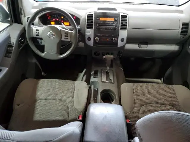 2011 NISSAN FRONTIER SV  