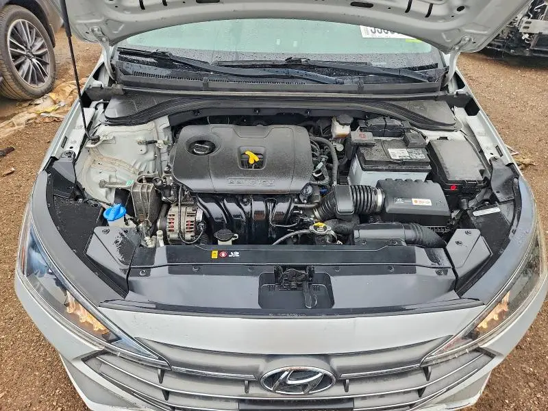 2019 HYUNDAI ELANTRA SE  