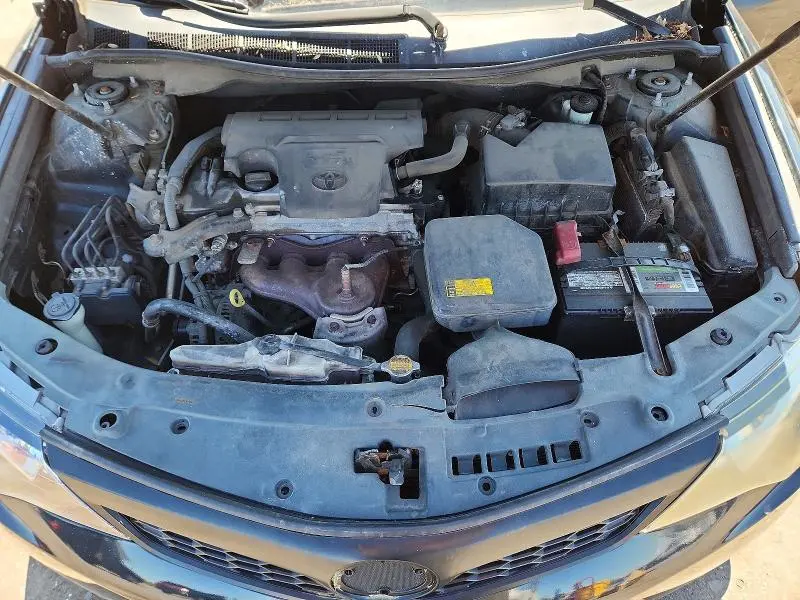 2012 TOYOTA CAMRY SE  