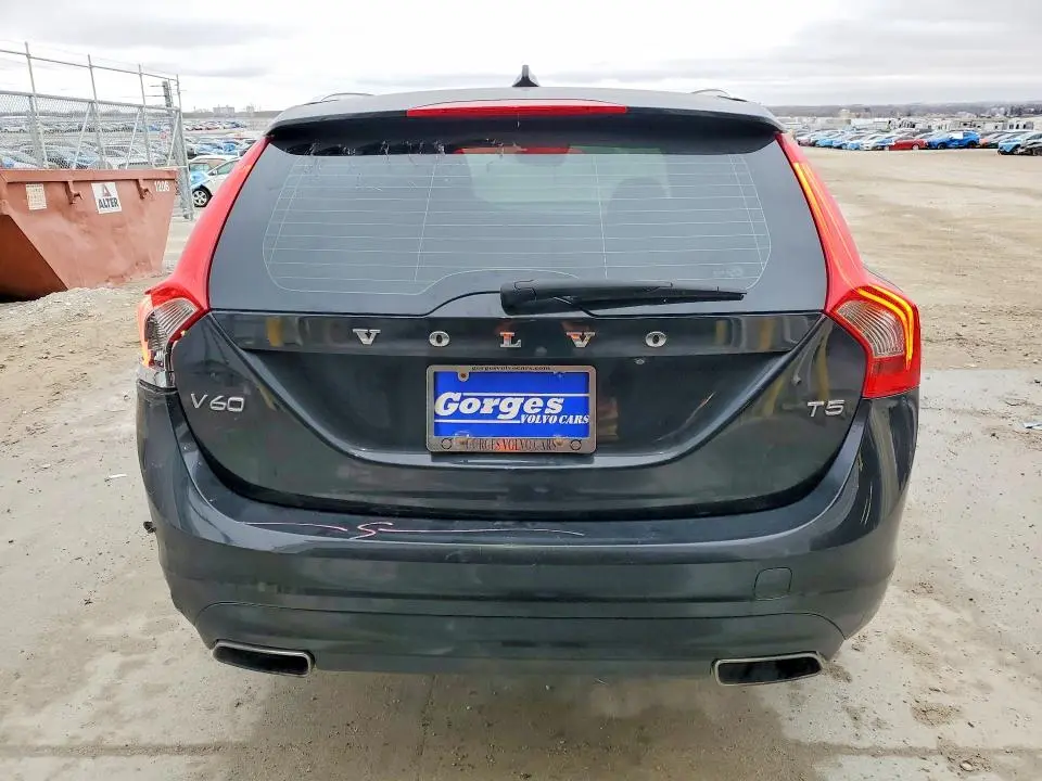 2017 VOLVO V60 T5 PREMIER  