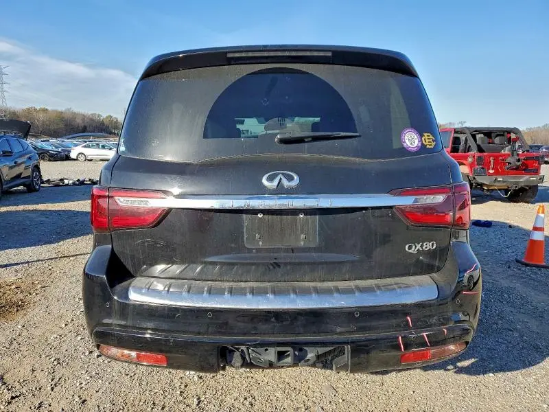 2019 INFINITI QX80 LUXE  
