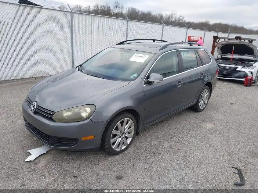 2011 VOLKSWAGEN JETTA SPORTWAGEN 2.0L TDI
