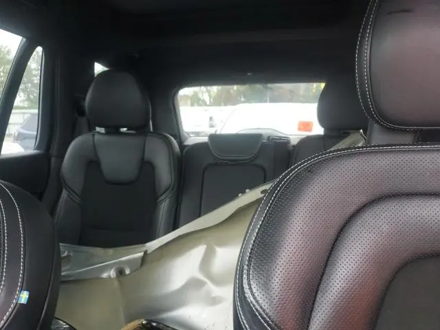 2018 VOLVO XC90 T5
