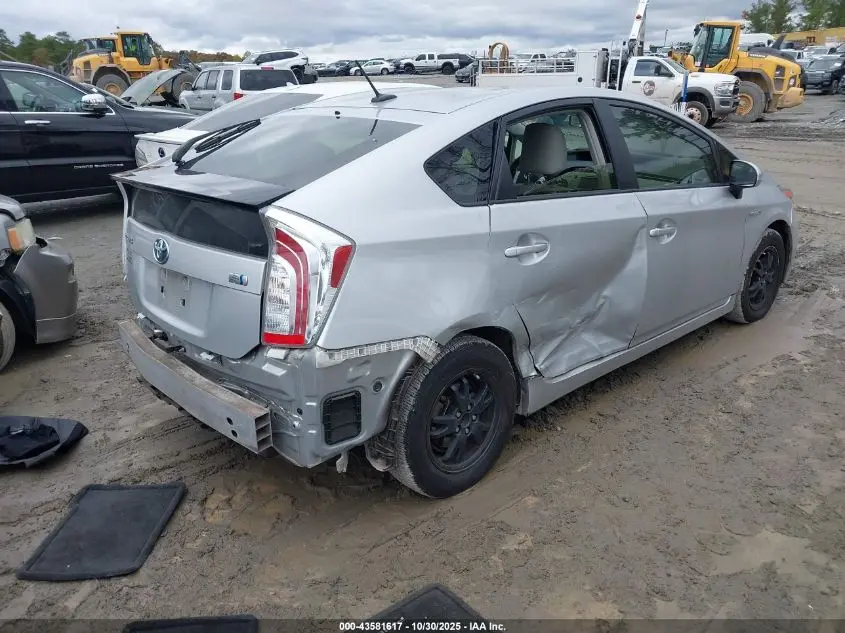 2015 TOYOTA PRIUS THREE