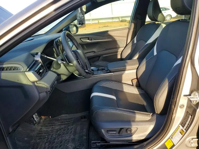 2025 TOYOTA CAMRY   