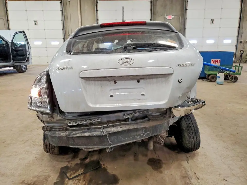 2010 HYUNDAI ACCENT GS  